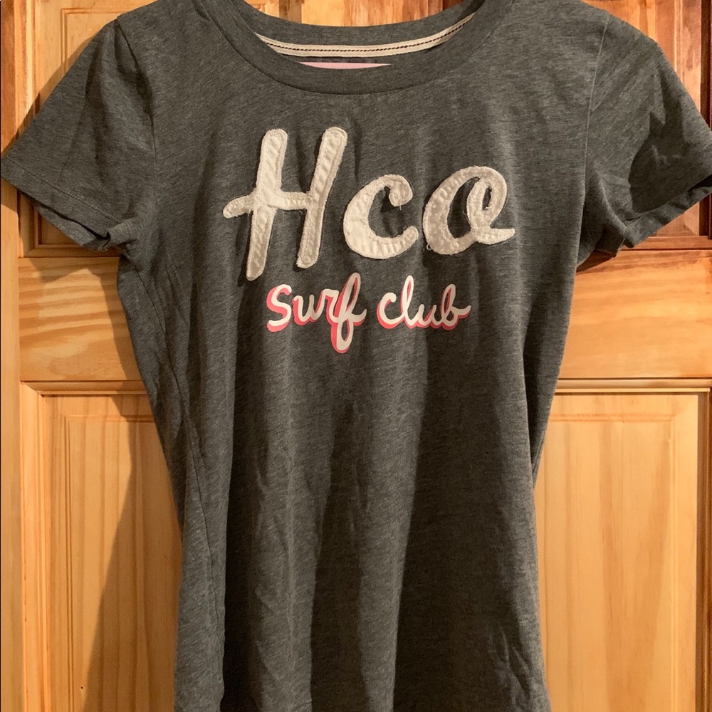 Hollister Tee Shirt